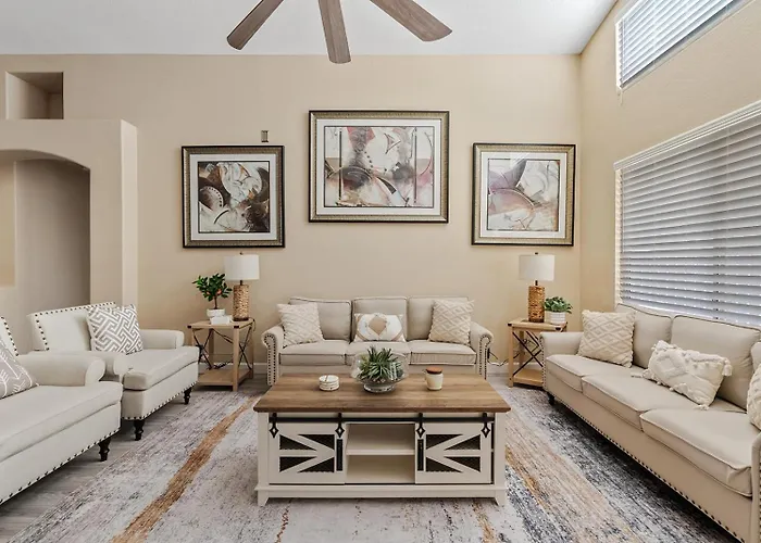 Luxe With Pool, Yard, Game Holiday home Mesa