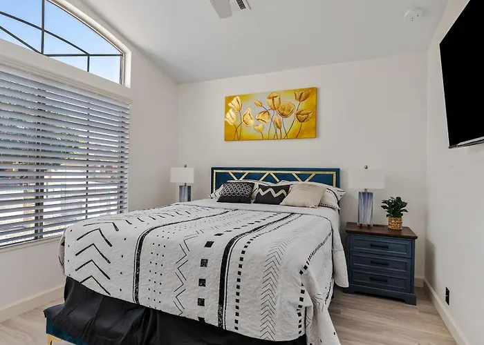 Luxe With Pool, Yard, Game Holiday home Mesa