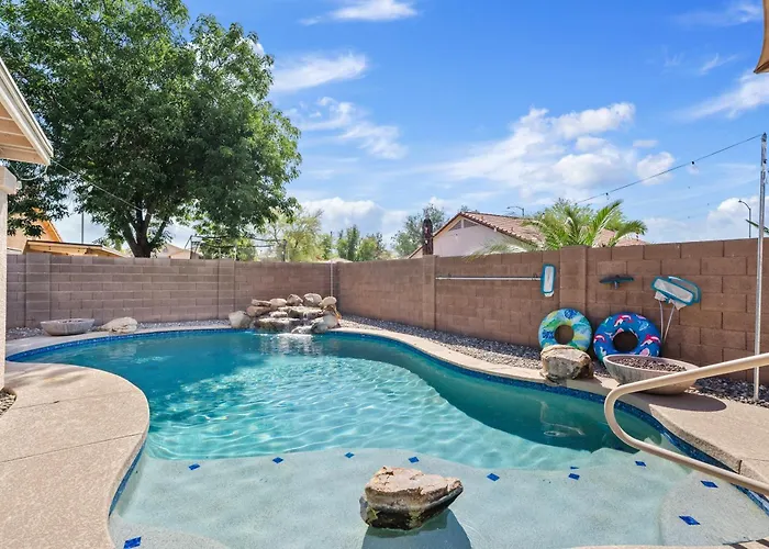 Luxe With Pool, Yard, Game * Mesa